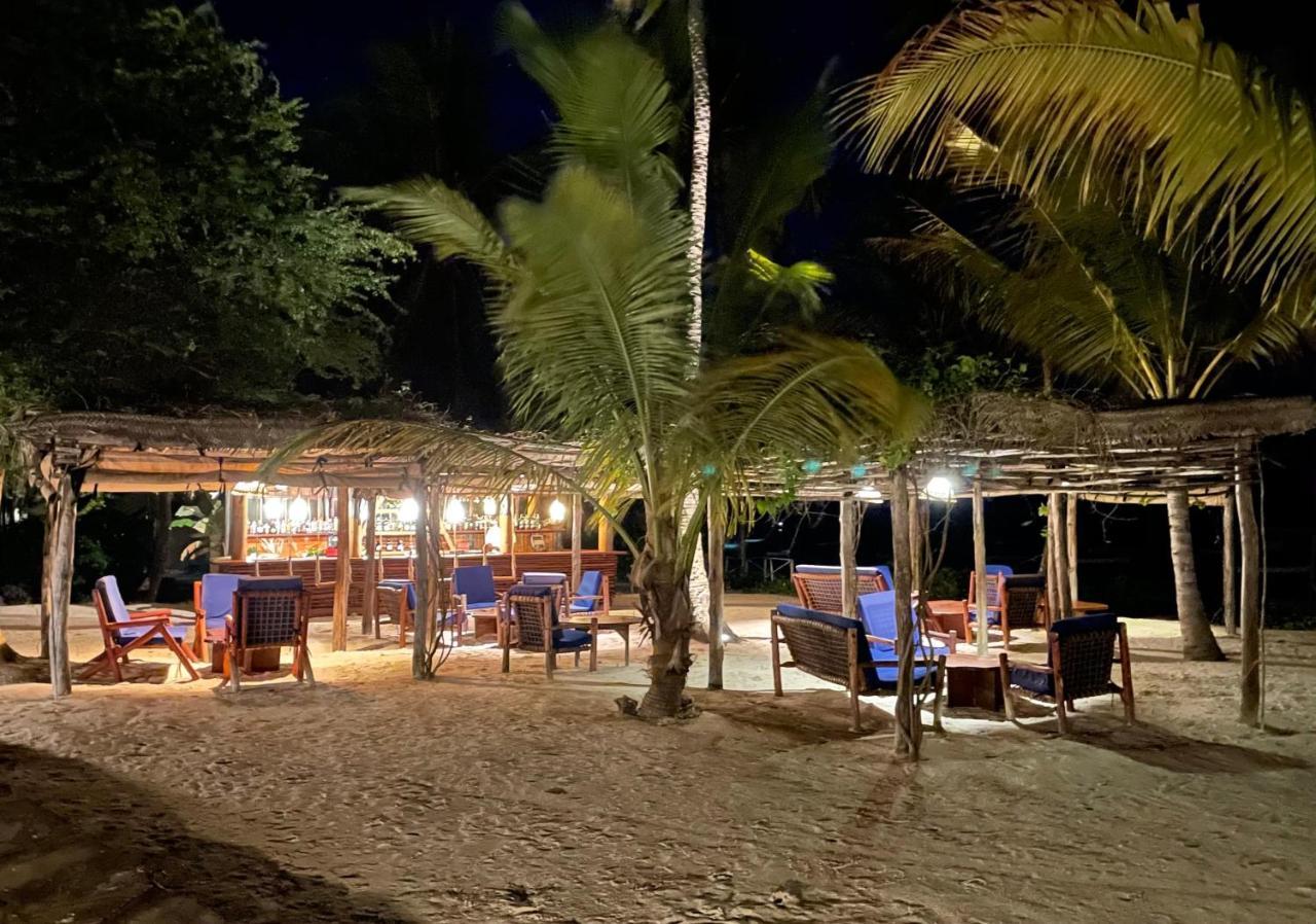 The Sands Beach Resort Bwejuu Bagian luar foto
