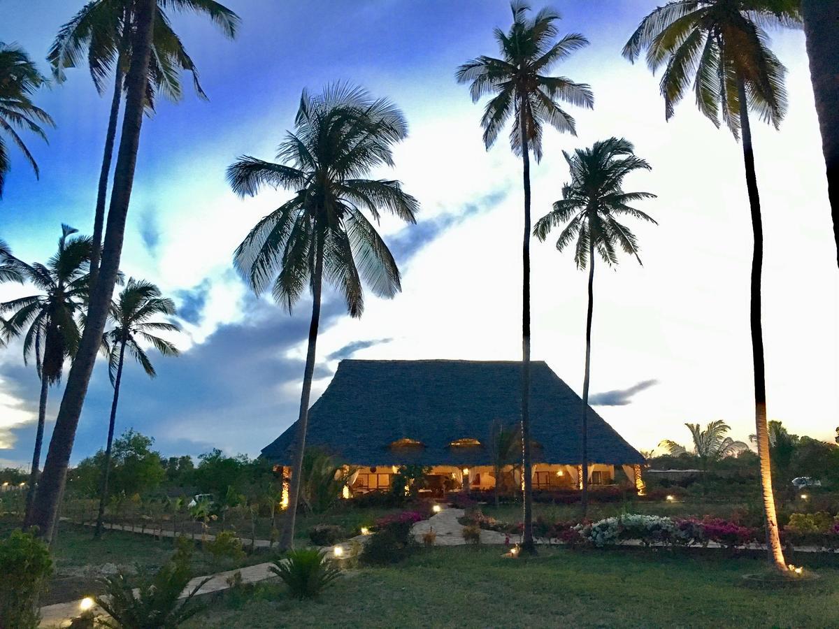 The Sands Beach Resort Bwejuu Bagian luar foto