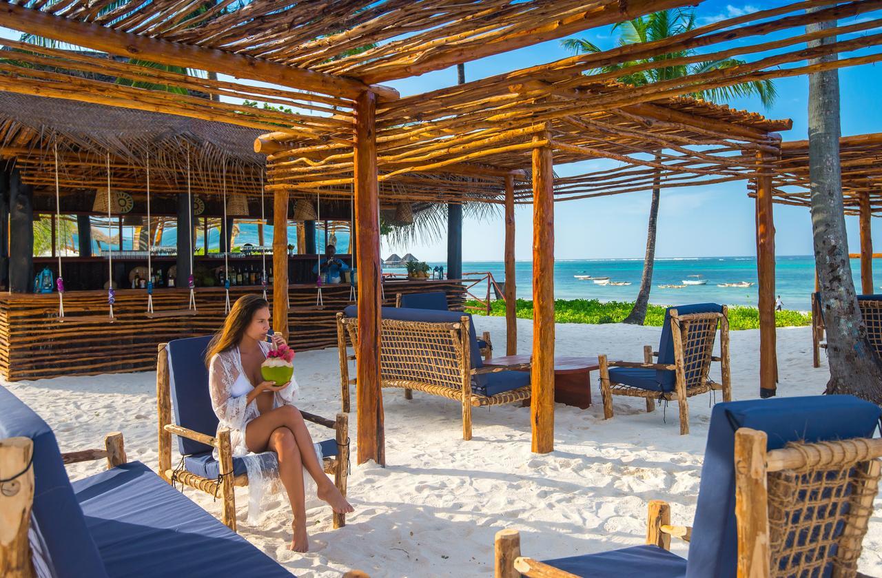 The Sands Beach Resort Bwejuu Bagian luar foto