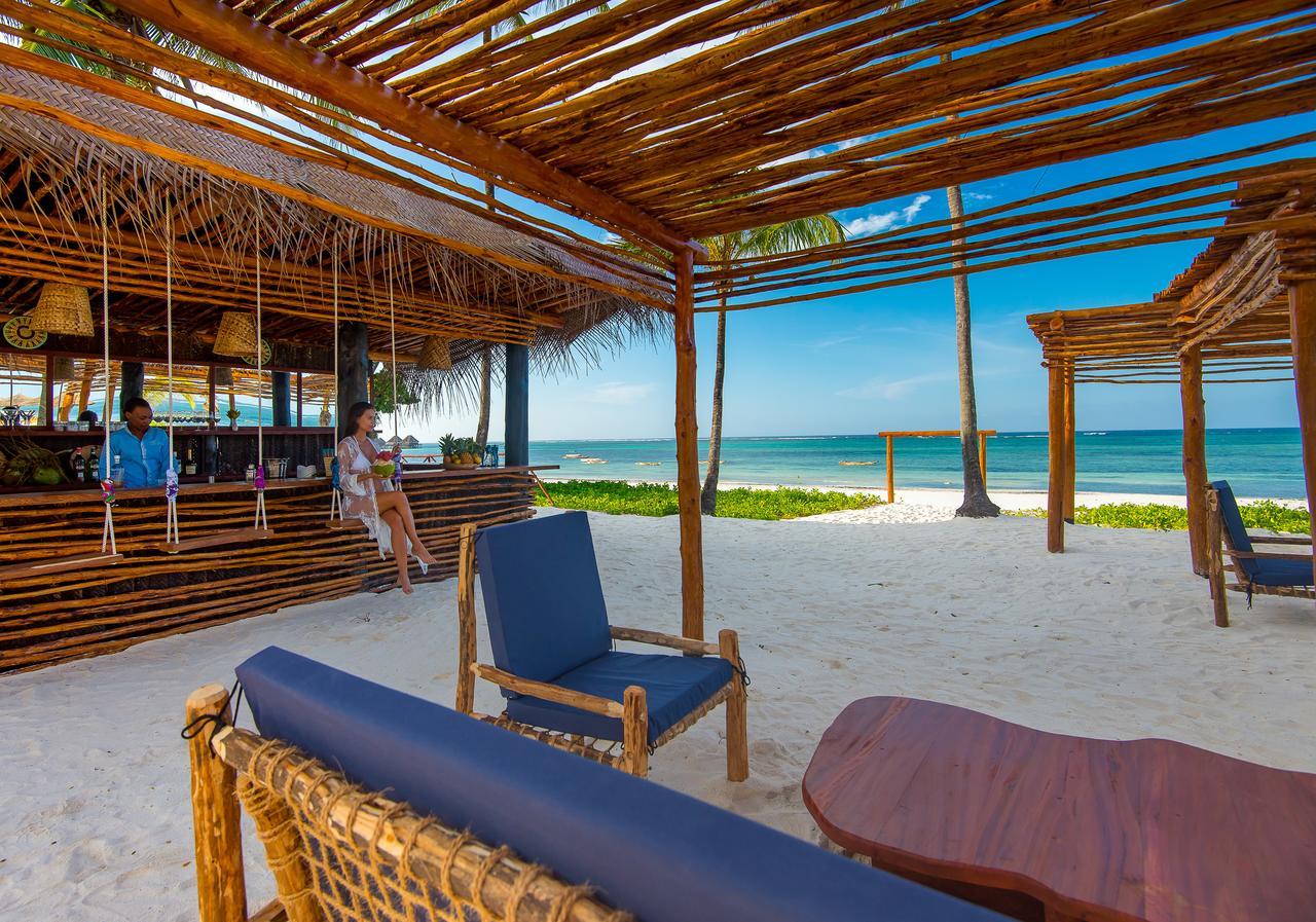 The Sands Beach Resort Bwejuu Bagian luar foto