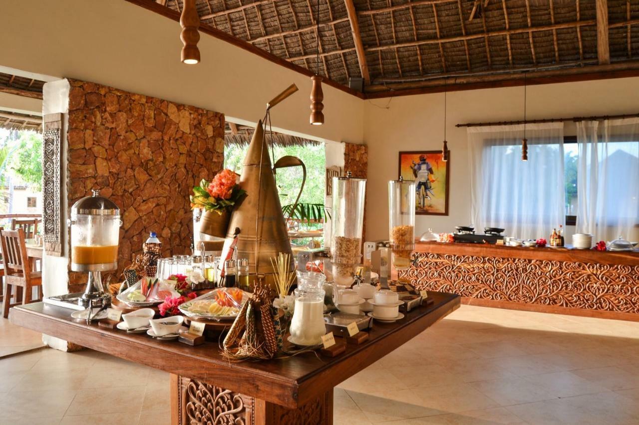 The Sands Beach Resort Bwejuu Bagian luar foto