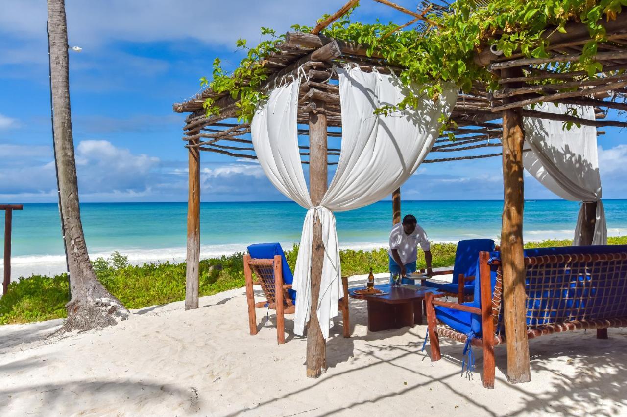 The Sands Beach Resort Bwejuu Bagian luar foto