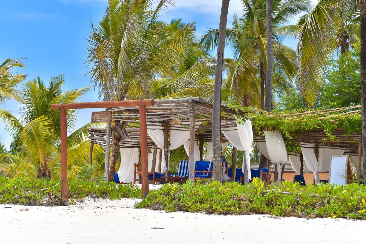 The Sands Beach Resort Bwejuu Bagian luar foto